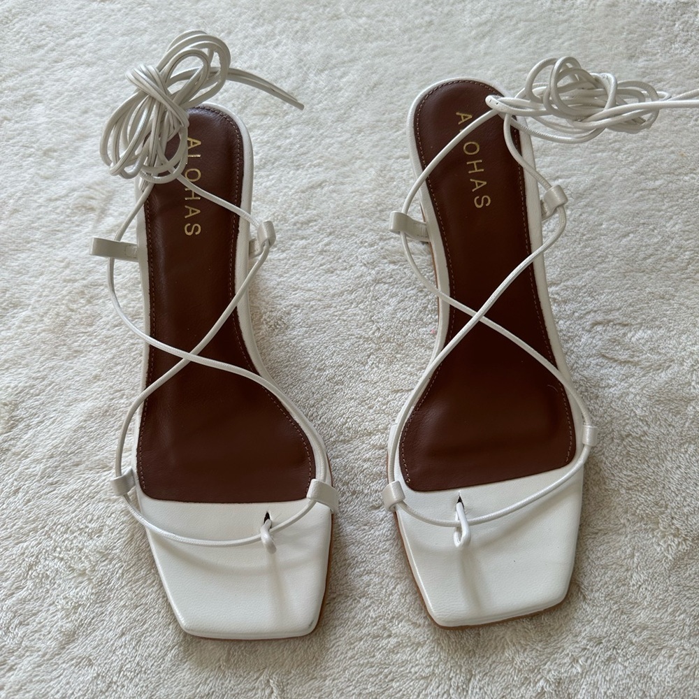 BNIB Alohas Bellini Strappy Sandal in Pearl White Sz 5 - Picture 6 of 10
